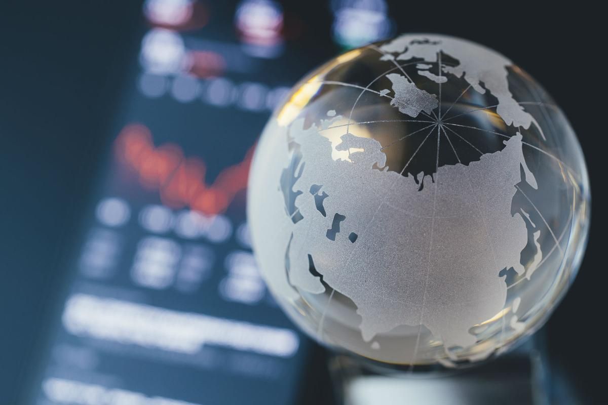 谁为美债买单？持有最多的，不是日本；卖出最多的，也不是中国