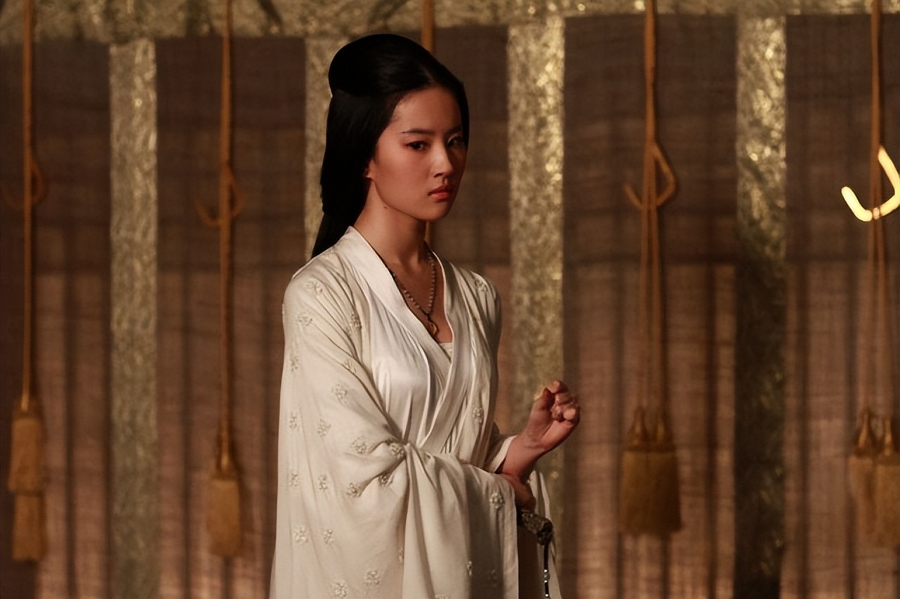 少女找晏子竟然要以身相许，晏子很困惑：难道我很好色？