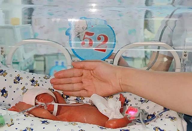 缅甸姑娘嫁中国湖北,缅甸女孩嫁中国小伙生下双胞胎