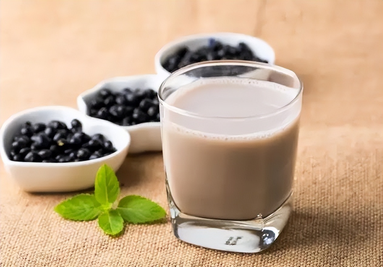 提醒男人:夏天少吃牛羊肉,多吃这5种美食,营养充足精神佳