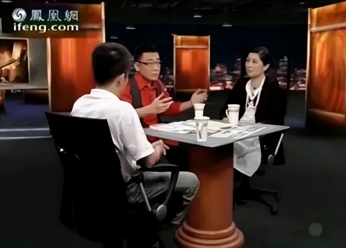 *欲情**实录：硅胶娃娃“到底”有多爽？