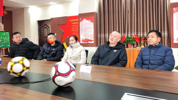 女足队长王珊珊学校,女足王珊珊踢球视频