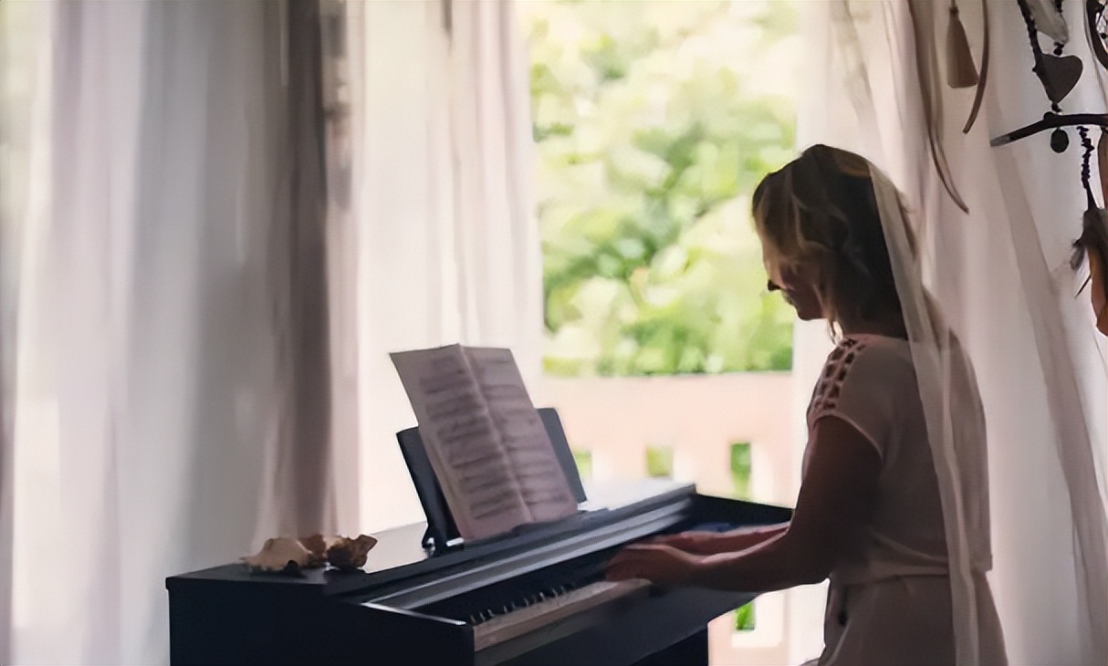 二手闲置回收钢琴价格表,哪里有回收钢琴平台