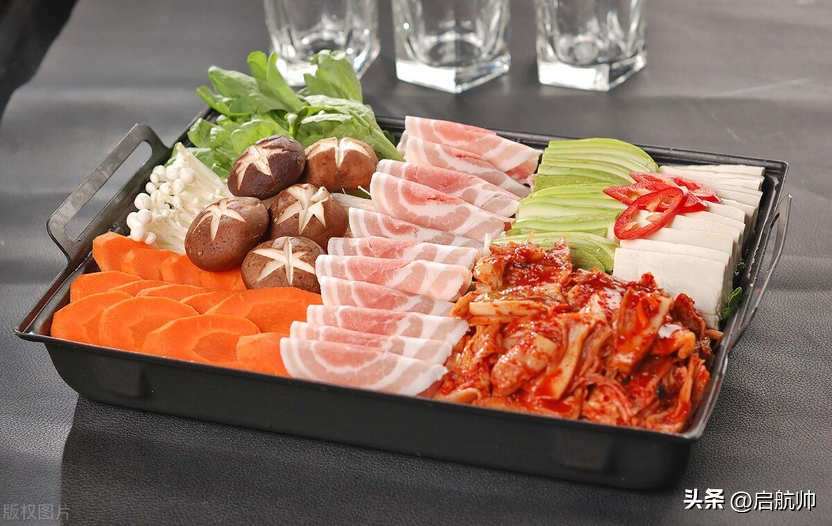 太馋！韩国队带4百斤泡菜去世界杯，归化球员回巴西贡献8球2助攻