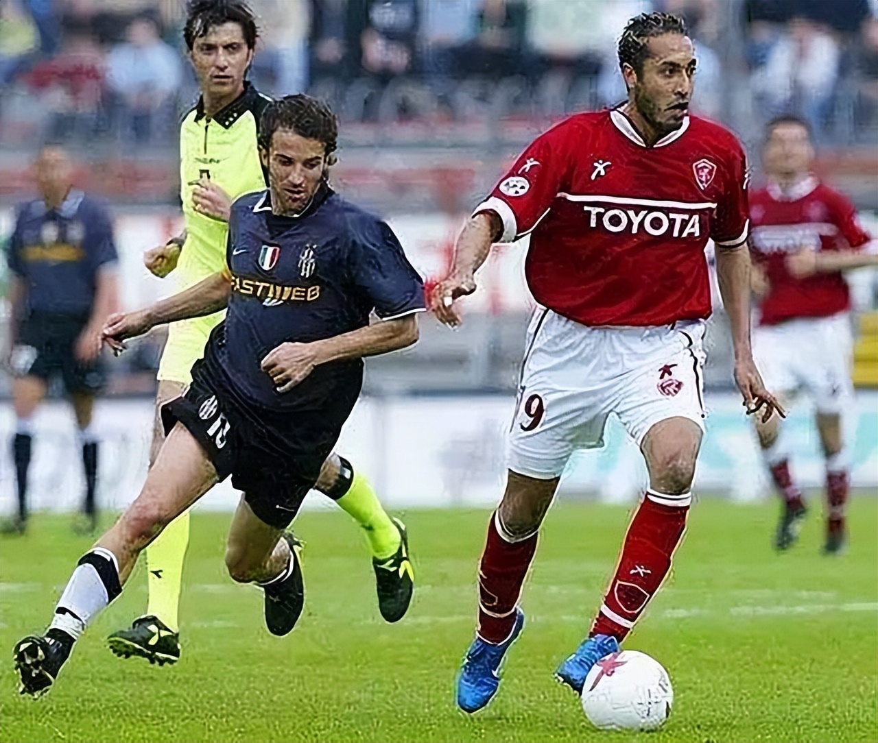 舞女曝光与卡扎菲三儿子情史：睡在一张床只接吻，其它什么也不做