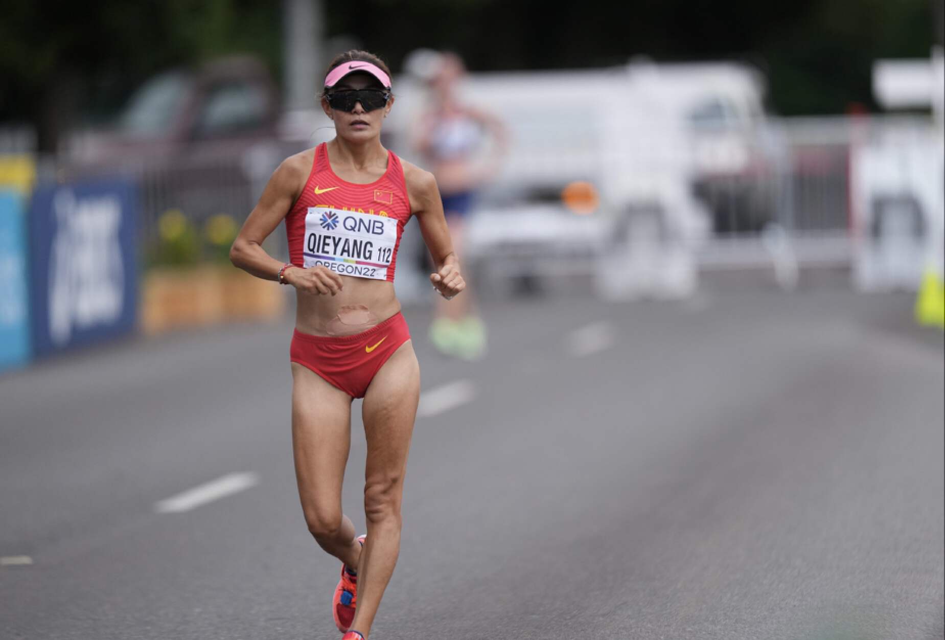 中国队1小时夺5金,刘虹世锦赛4冠历史第一人