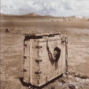 日军日记：*安妇慰**不服从管教，我很愤怒，用*刀刺**插入她的*体下**