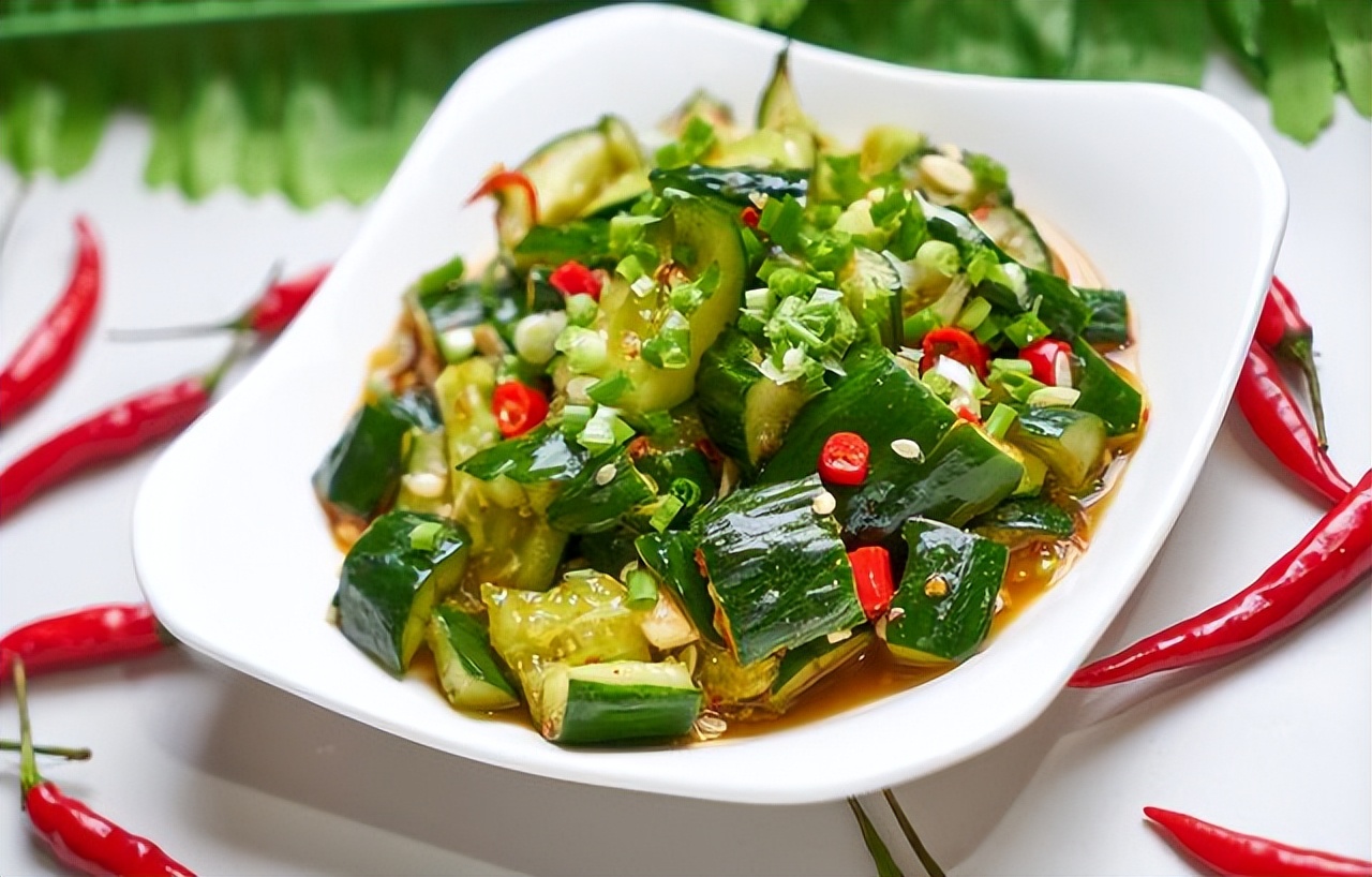 餐馆拍黄瓜被罚5000元监管部门,多家餐馆卖拍黄瓜被罚评析