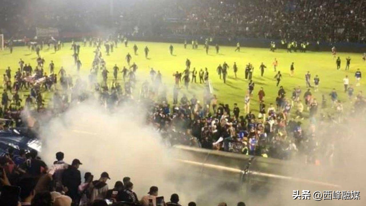 韩国梨泰院踩踏事件发生起因,韩国梨泰院踩踏事件背后真相如何