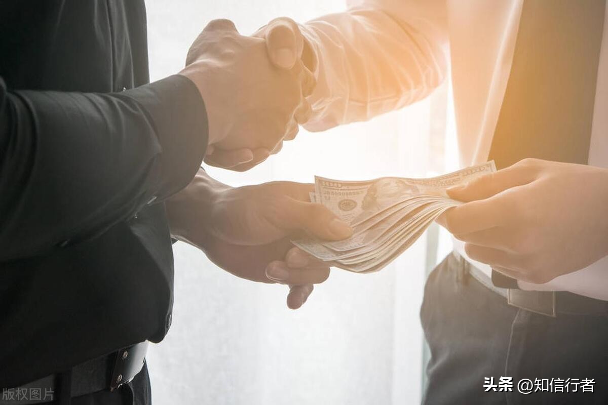 十种摆脱贫穷逆向思维,想赚钱的一定要学会逆向思维