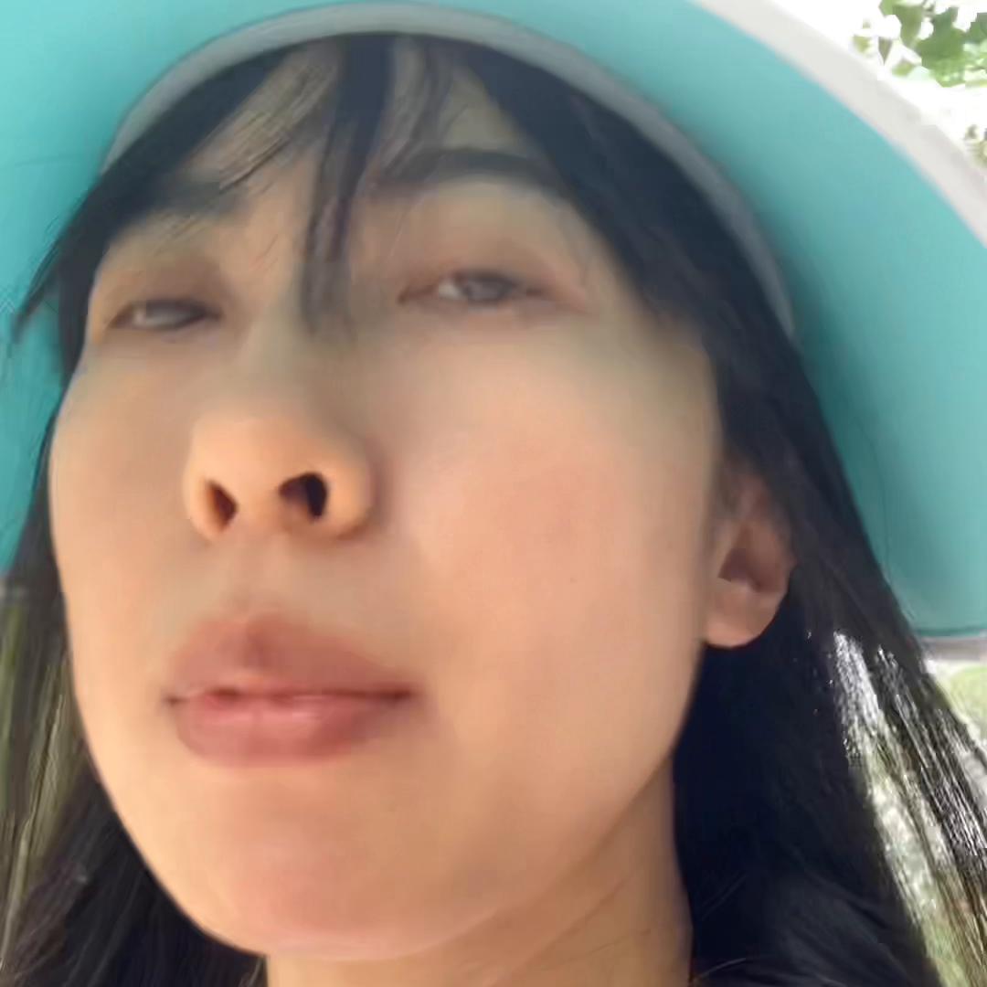 一个人没有感同身受只有冷暖自知,没有感同身受就安静的做自己