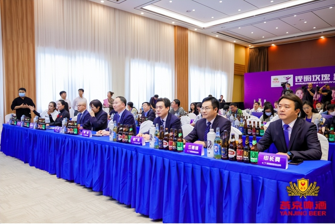 致敬铿锵玫瑰中国女足,铿锵玫瑰中国女足绽放法兰西