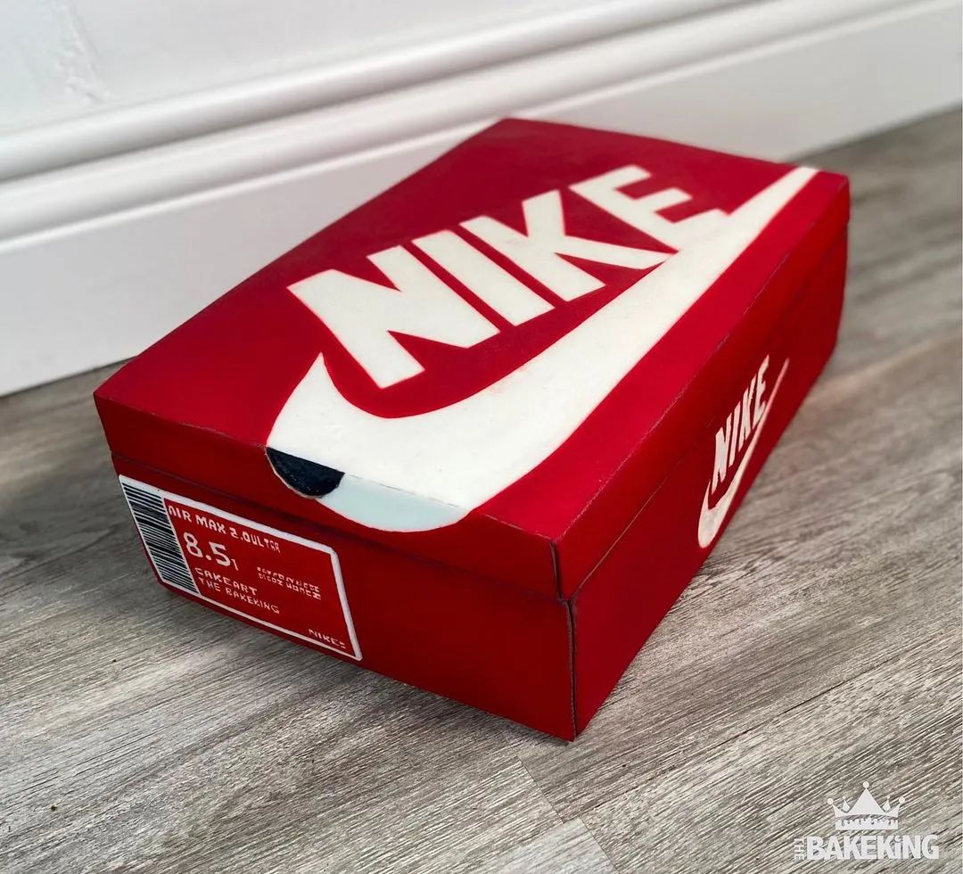 外国小哥制作魔法蛋糕,人体模型蛋糕