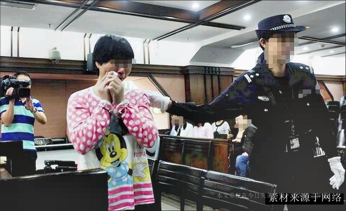 2018年丈夫把和妻子的房事，讲给别人听，妻子嫌他太傻将他毒