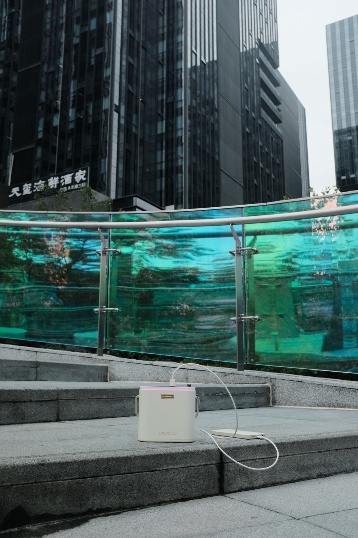 外出旅游露营怎么选择移动电源,露营必备移动小电站