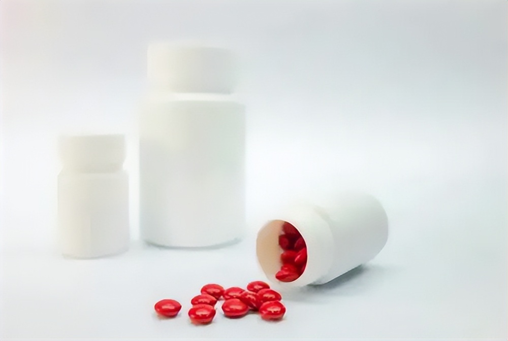 长期吃丹参片血管失去弹性,60岁老人吃丹参片