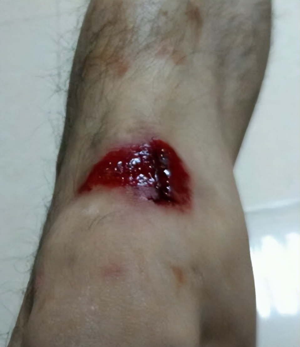 本科生裸辞摆摊,硕士毕业裸辞摆摊