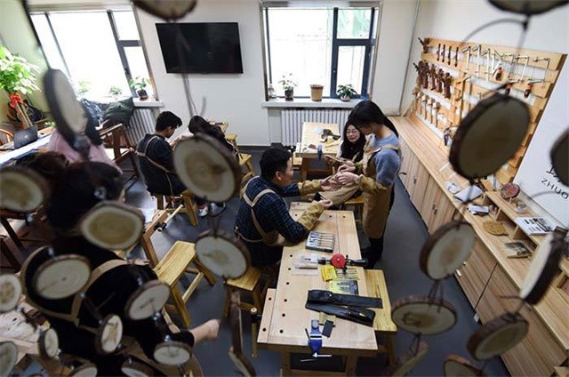 女孩不顾家人反对辞职创业,00后女孩不顾家人反对创业