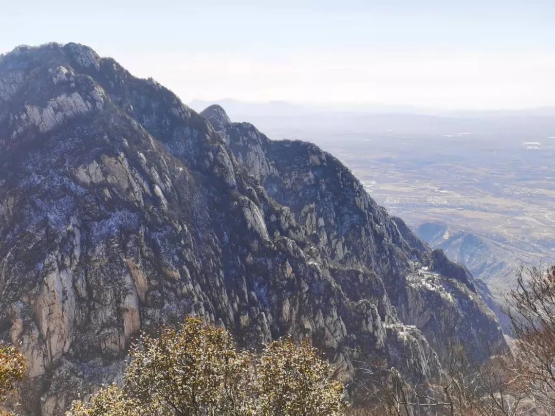 天地之中少林寺,中岳嵩山两个山哪个更好