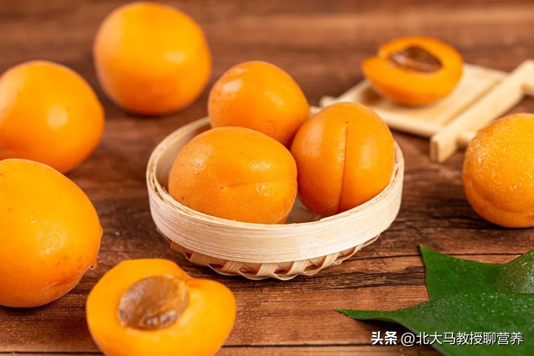 杏伤人的危害,杏伤人桃养人