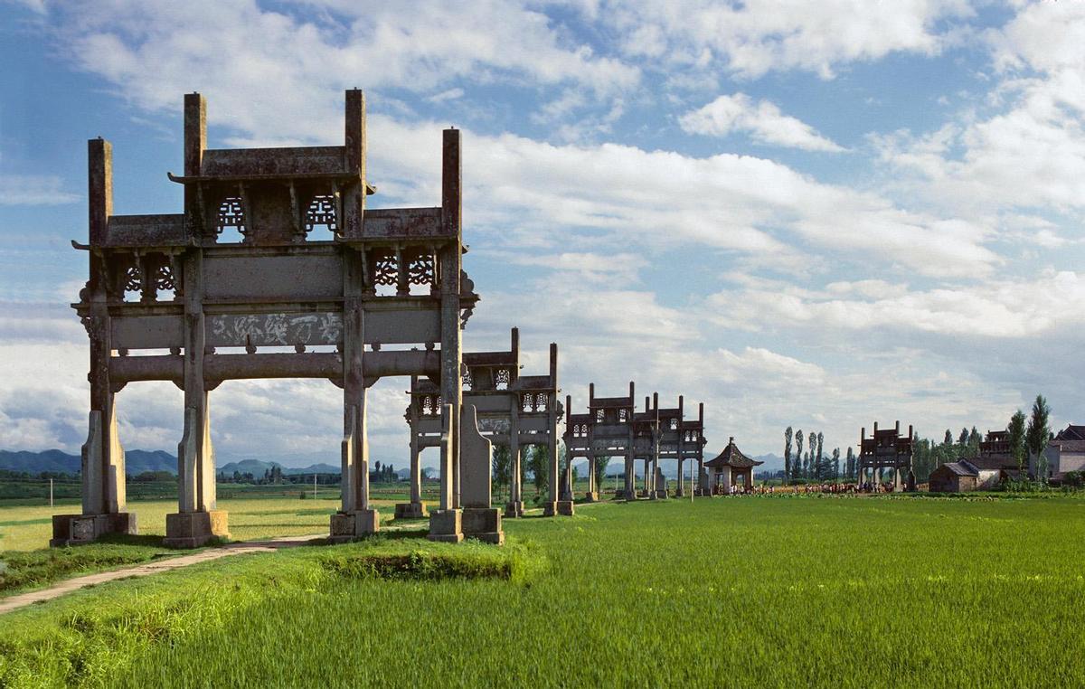 纳粹老照片100张,纳粹集中营老照片彩色