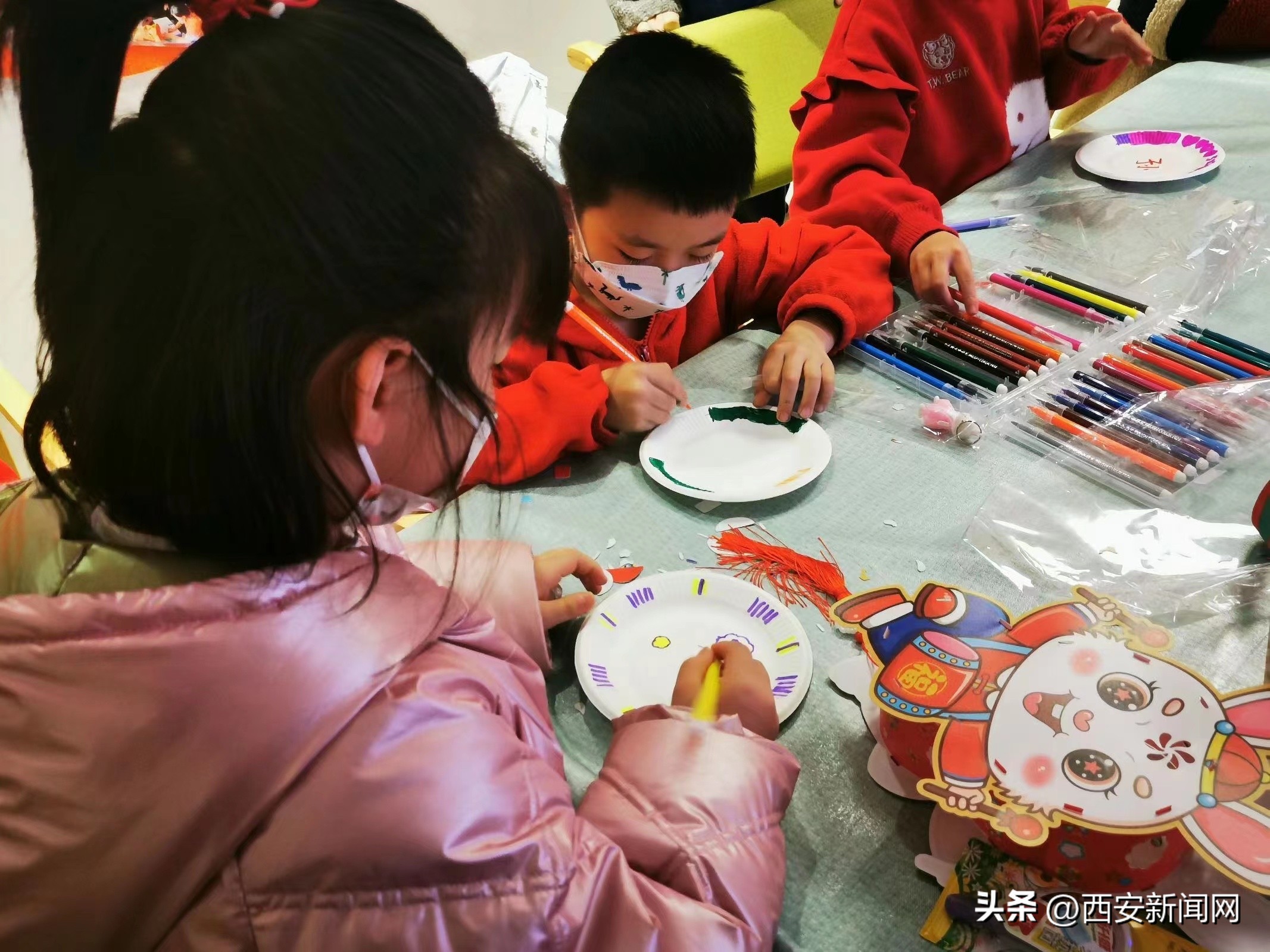 巧手做花灯浓浓亲子情,巧手做花灯冰雪文化季
