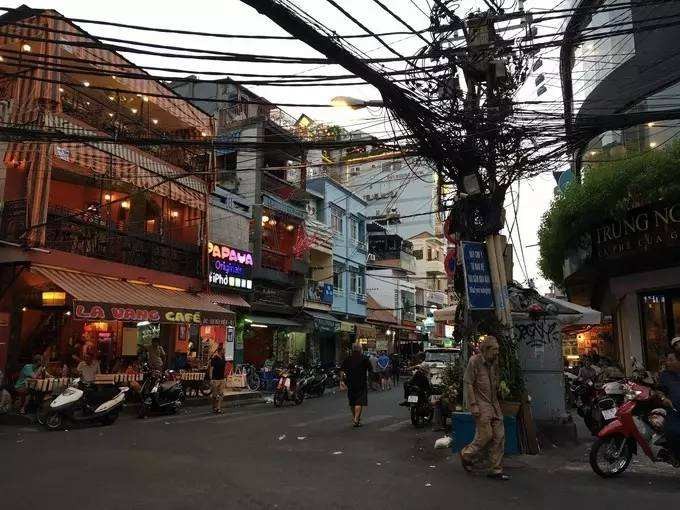 了解越南美女特点 (越南美女成灾是真的吗)