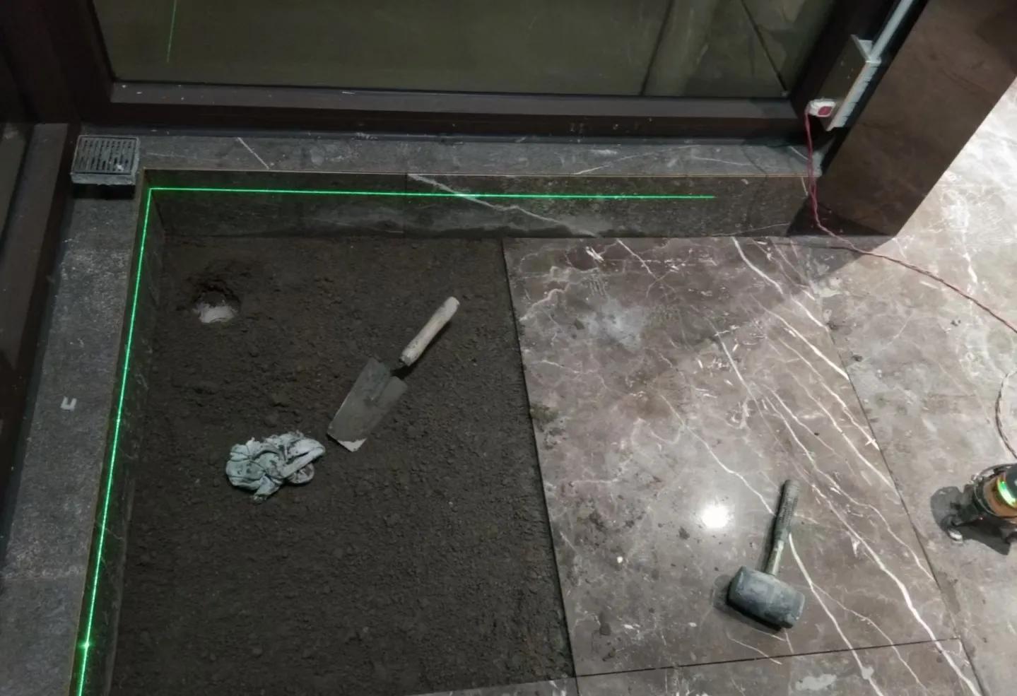 地板瓷砖美缝步骤方法,瓷砖缝隙0.5毫米怎么美缝