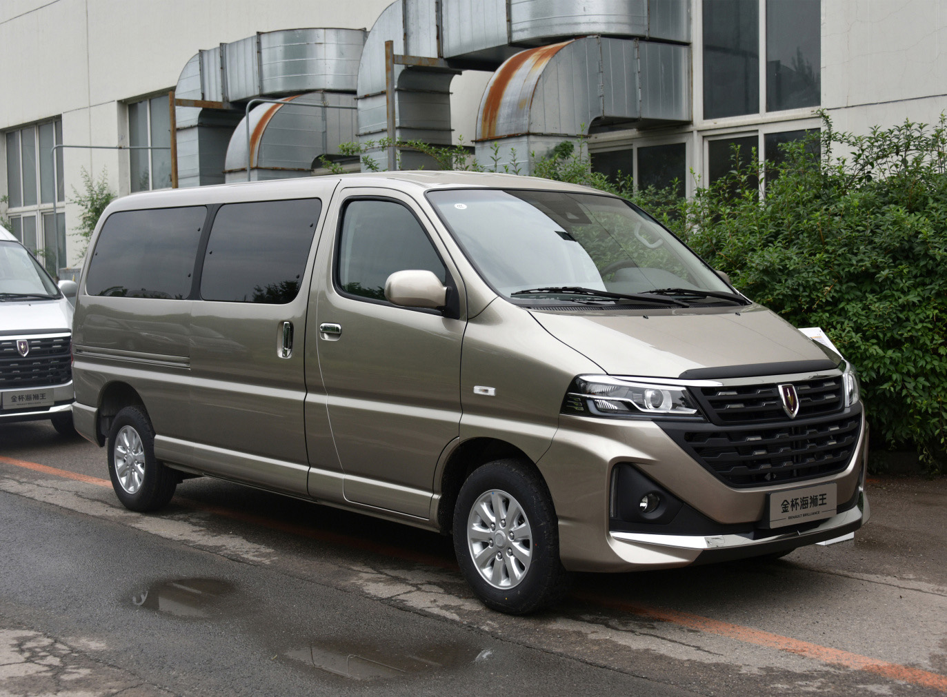 新款7座mpv上汽大通g10,上汽大通g10柴油版mpv