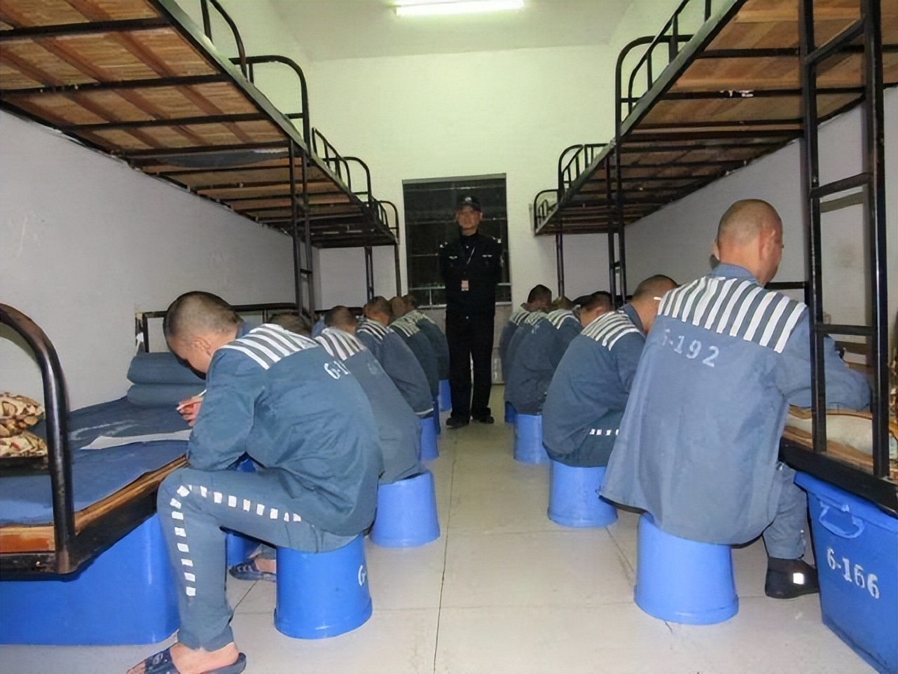 消失的她原型为泰国坠崖案,消失的她原型坠崖当事人