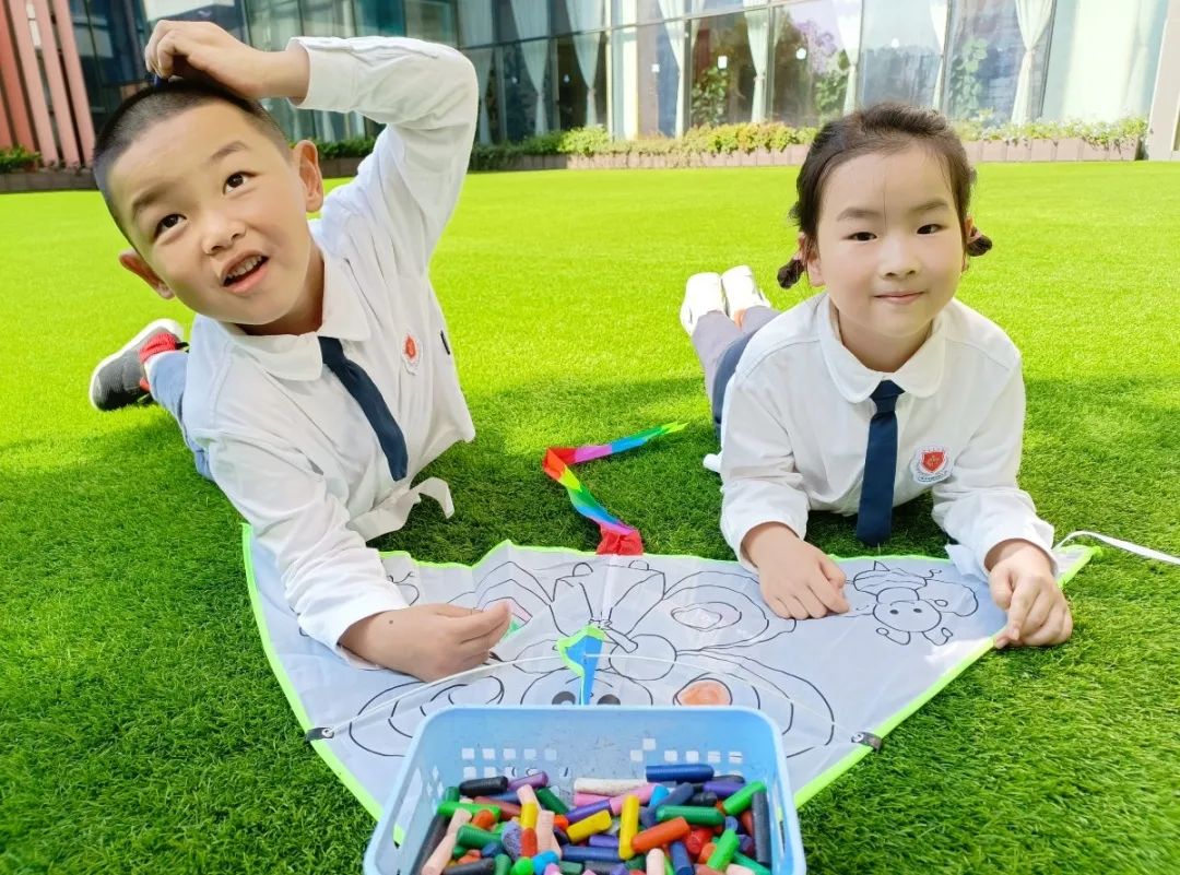 幼儿园九九重阳节浓浓敬老情活动,重阳节敬老爱老幼儿园