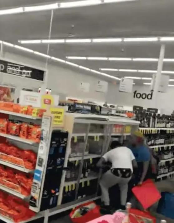 沃尔玛被零元购关店,沃尔玛超市为什么倾巢而退