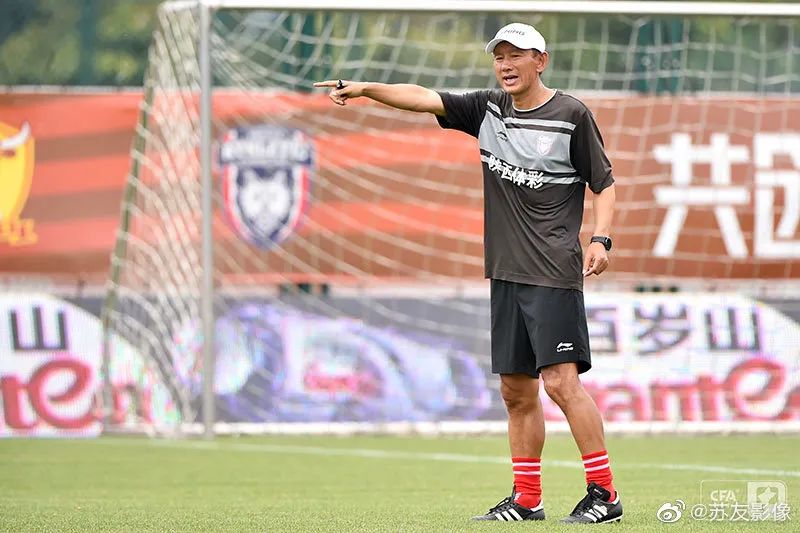 牛洪利孙继海,牛洪利大连