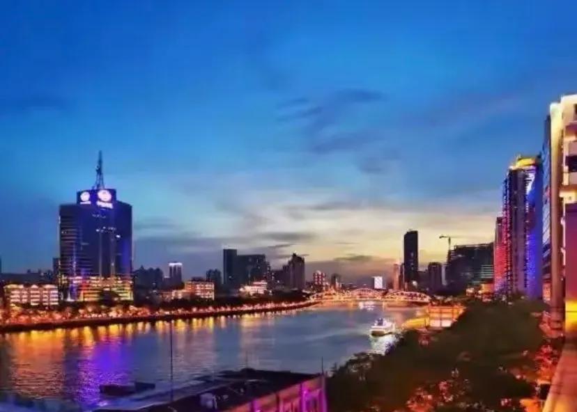 临港atm云寓为什么这么便宜,临港atm云寓有房产证吗