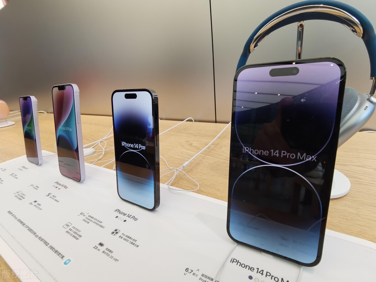 华为p60与苹果14哪个拍照更好,华为p60和苹果放大拍照对比