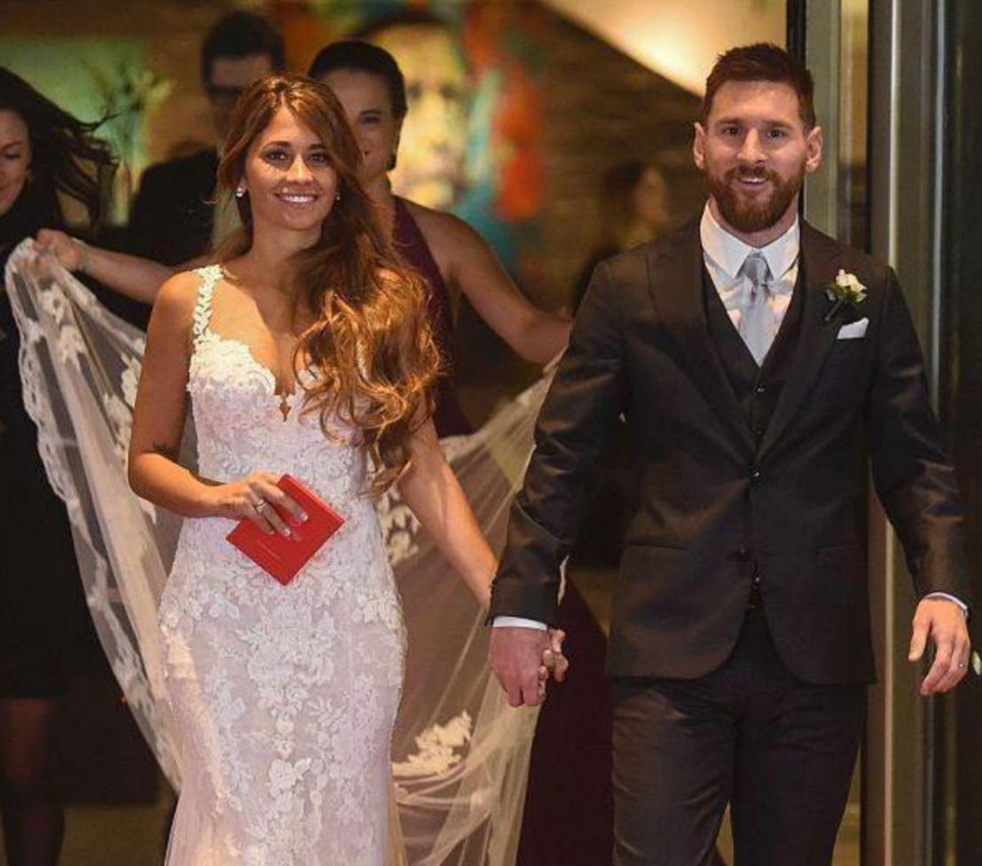 梅西与小罗和内马尔的神仙友情,梅西和小罗成为挚友