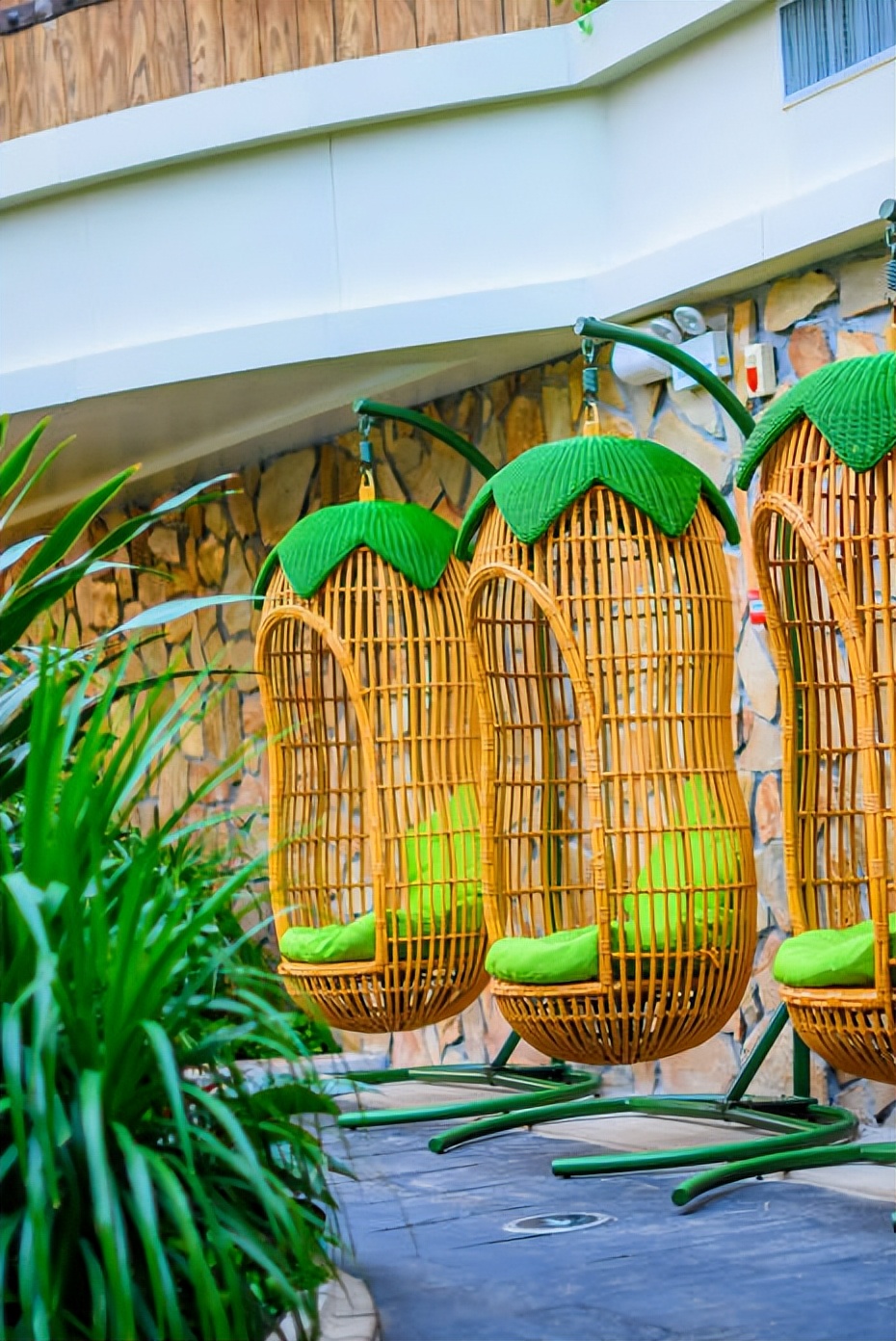 银河温泉双人水果温泉,泡汤泉免费吃水果