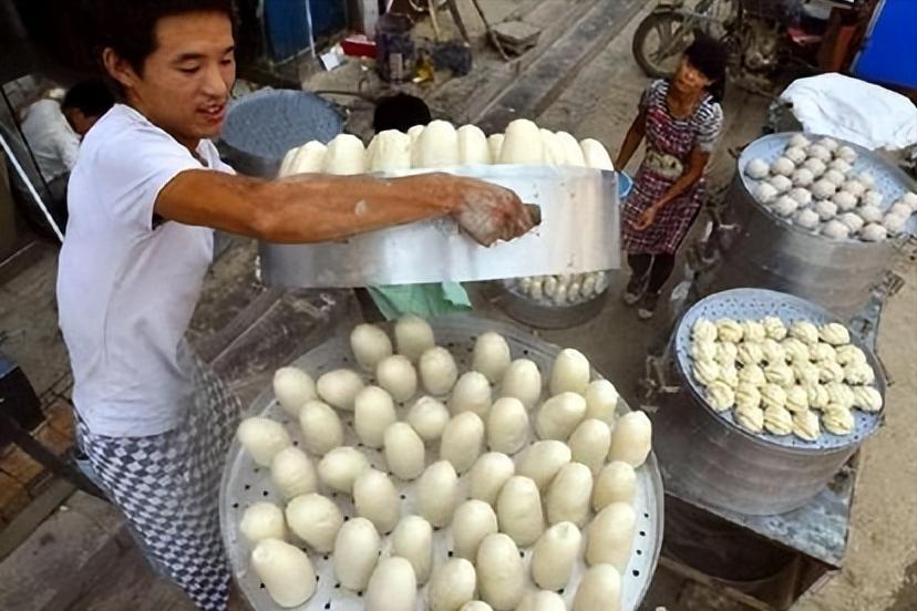 怎么创业卖馒头赚钱,卖馒头一年怎么能赚2个亿