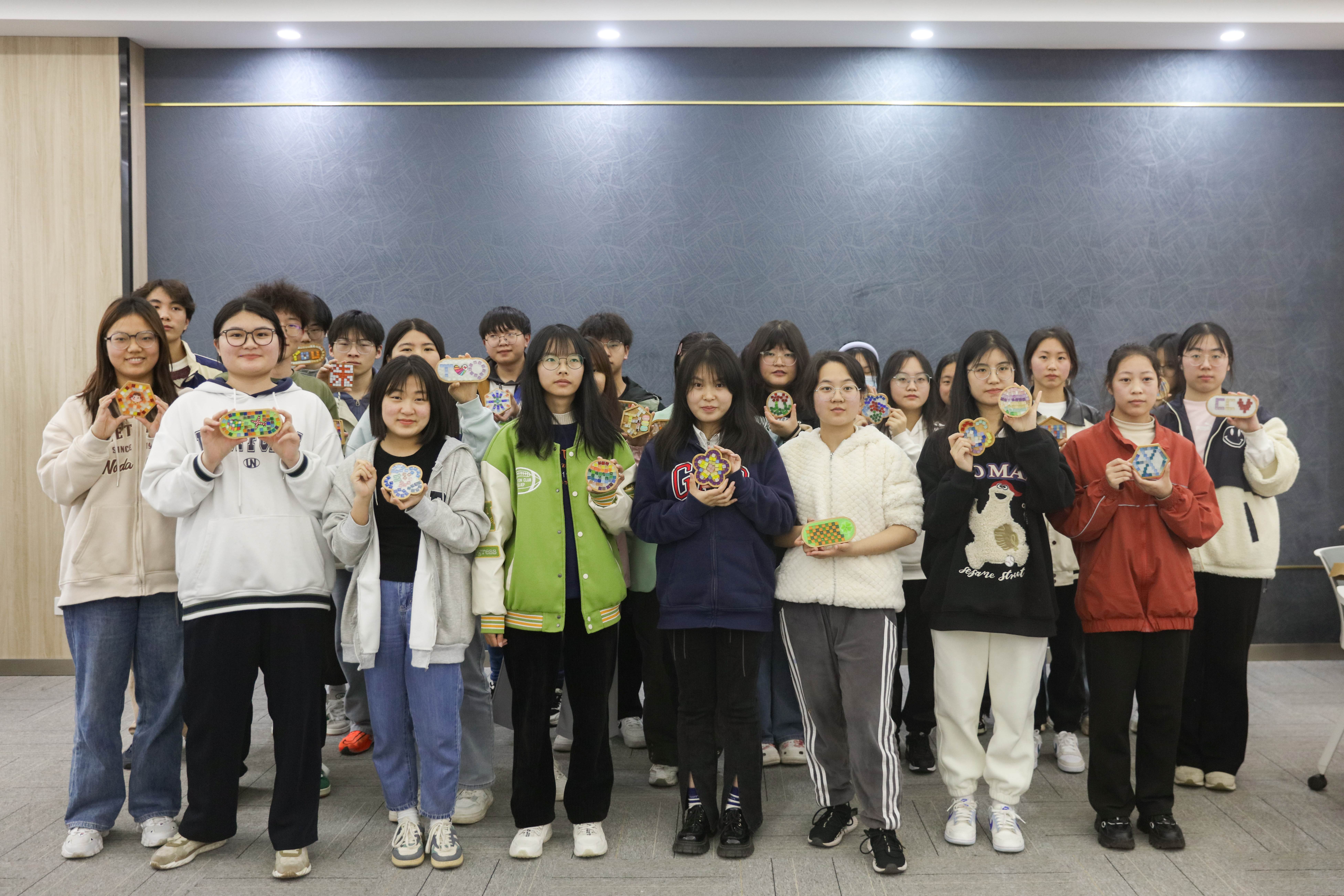 艺术疗愈课心音之旅,艺术心理治疗活动