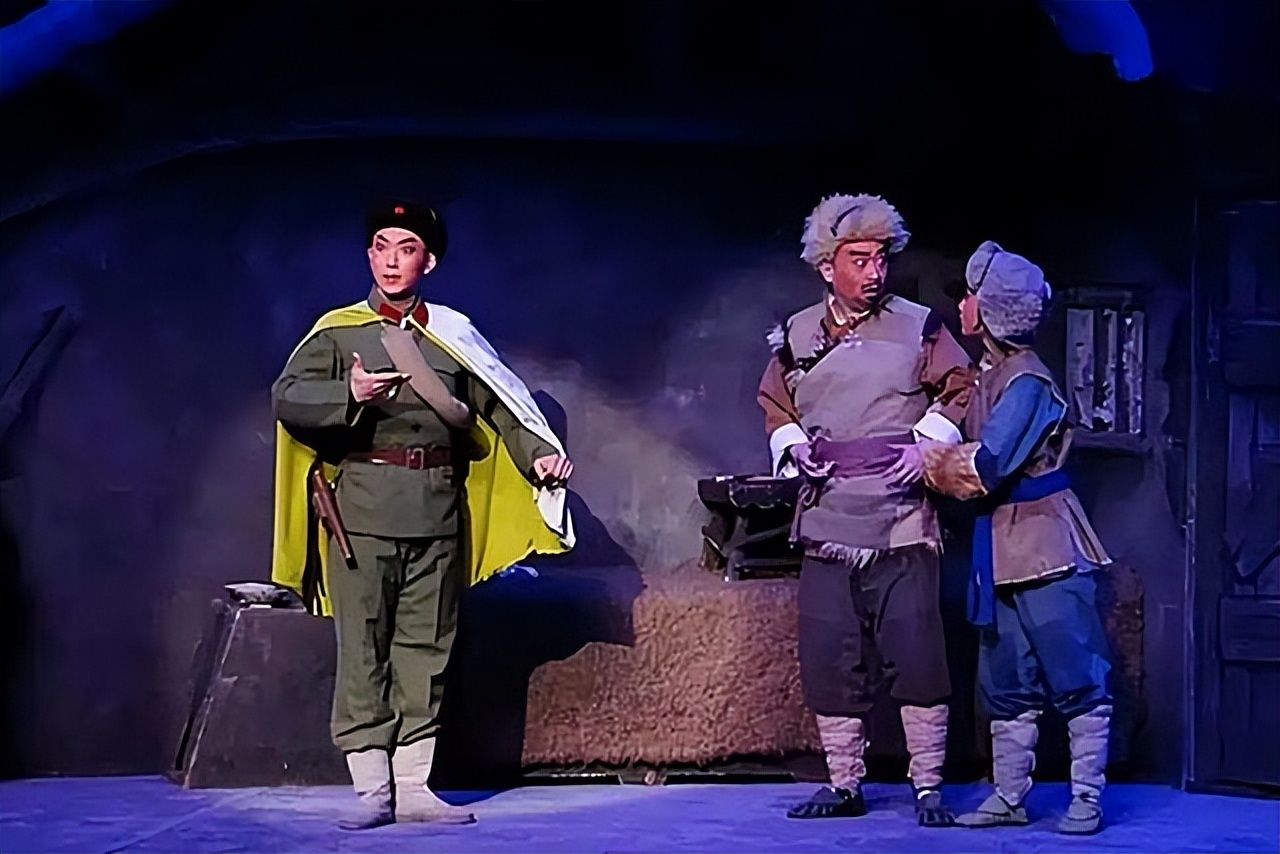 杨子荣之子杨克武,关于杨子荣的主要事件