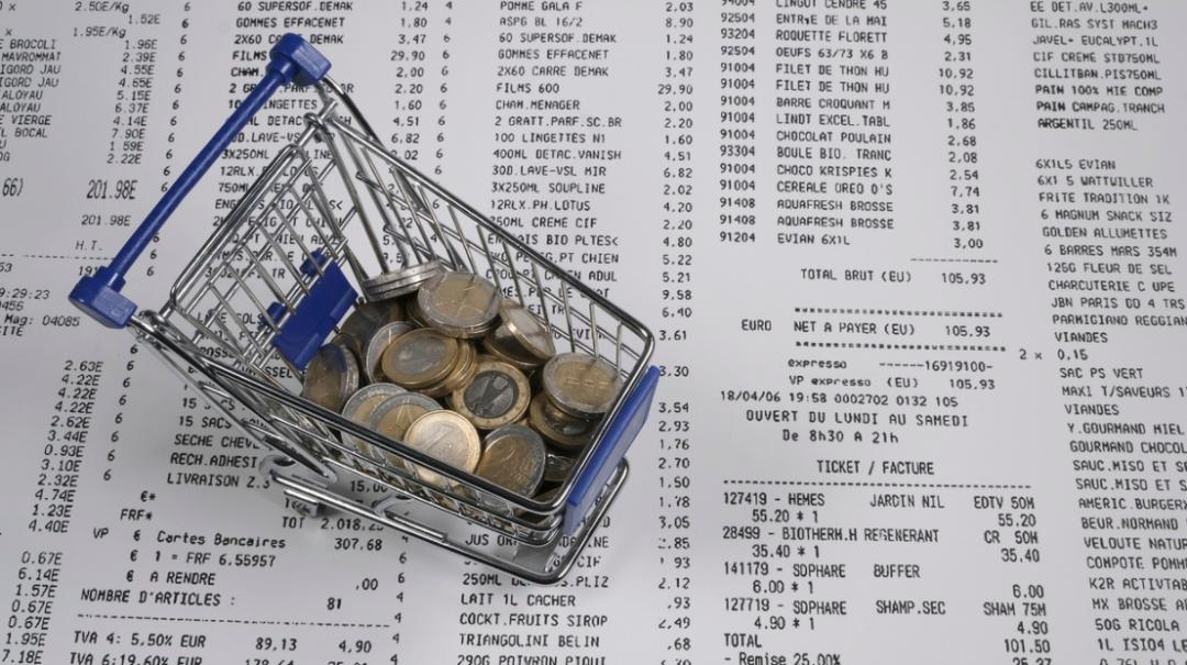 微信支付部分行业的费率达1%，金科板块Q1赚487亿