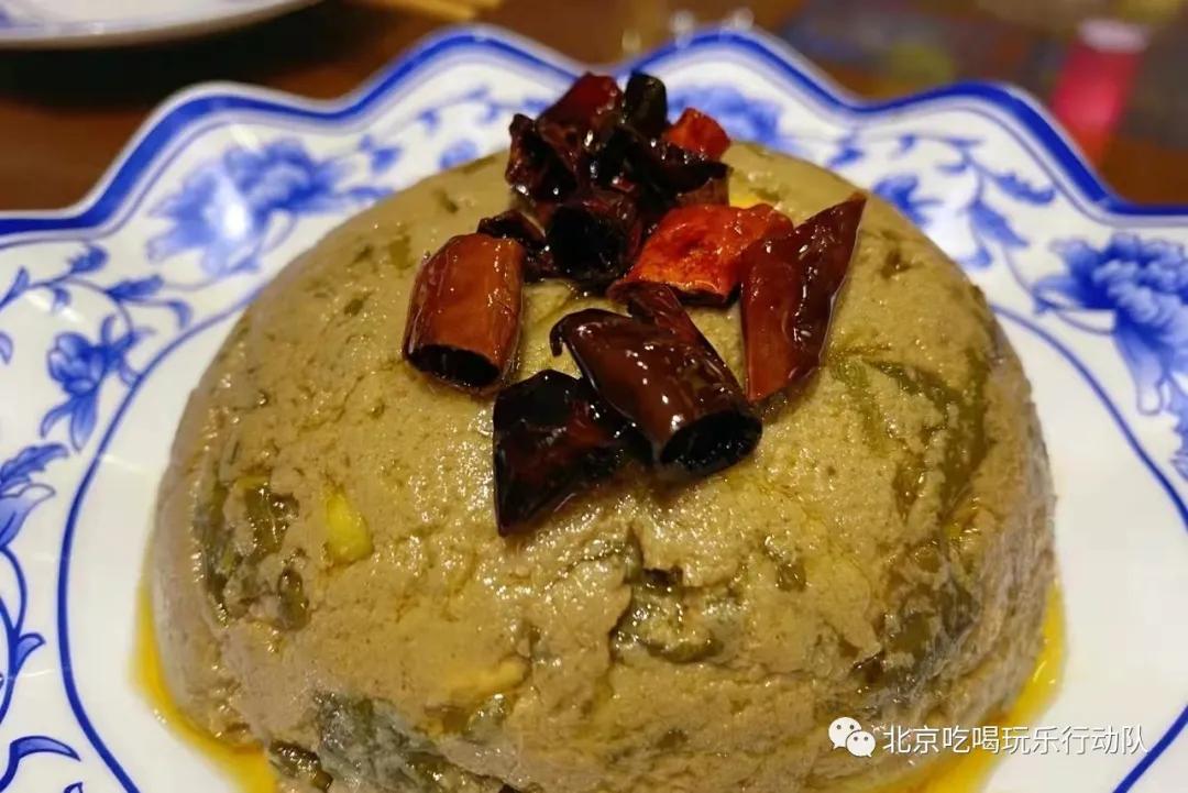 北京安贞紫霞卤煮火烧,北京人最爱的卤煮火烧你吃过吗