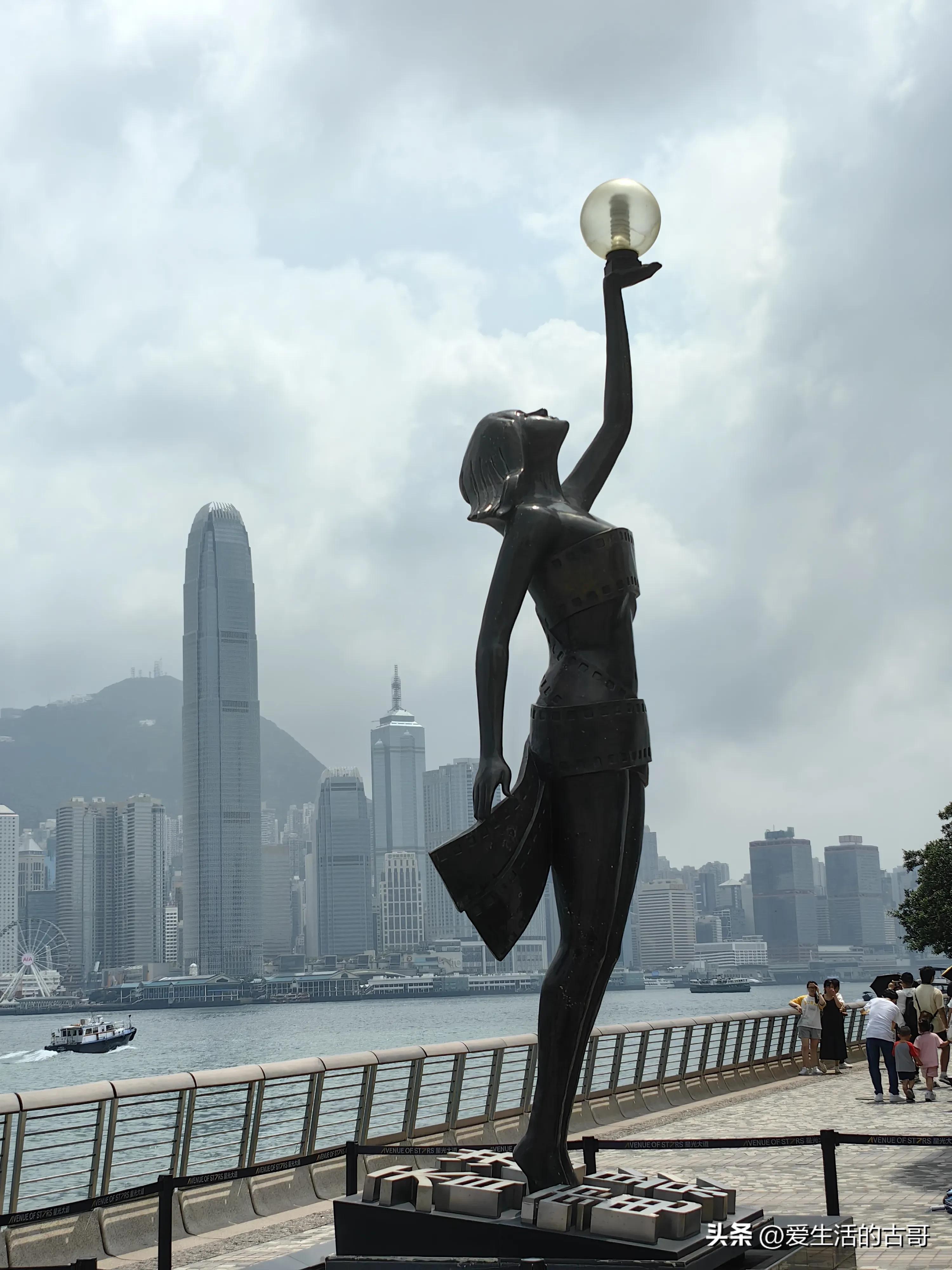 对比25年前现在的香港怎么样,香港这20年的发展