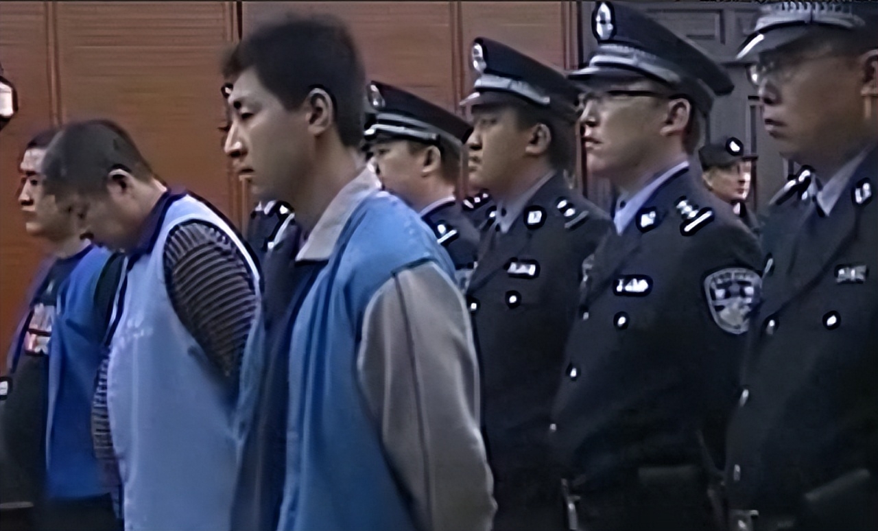 鎴戠埜鏄ぇ瀹橀煩鏂瑰鍚庢潵鎬庝箞鏍蜂簡,鎴戠埜鏄ぇ瀹橀煩鏂瑰