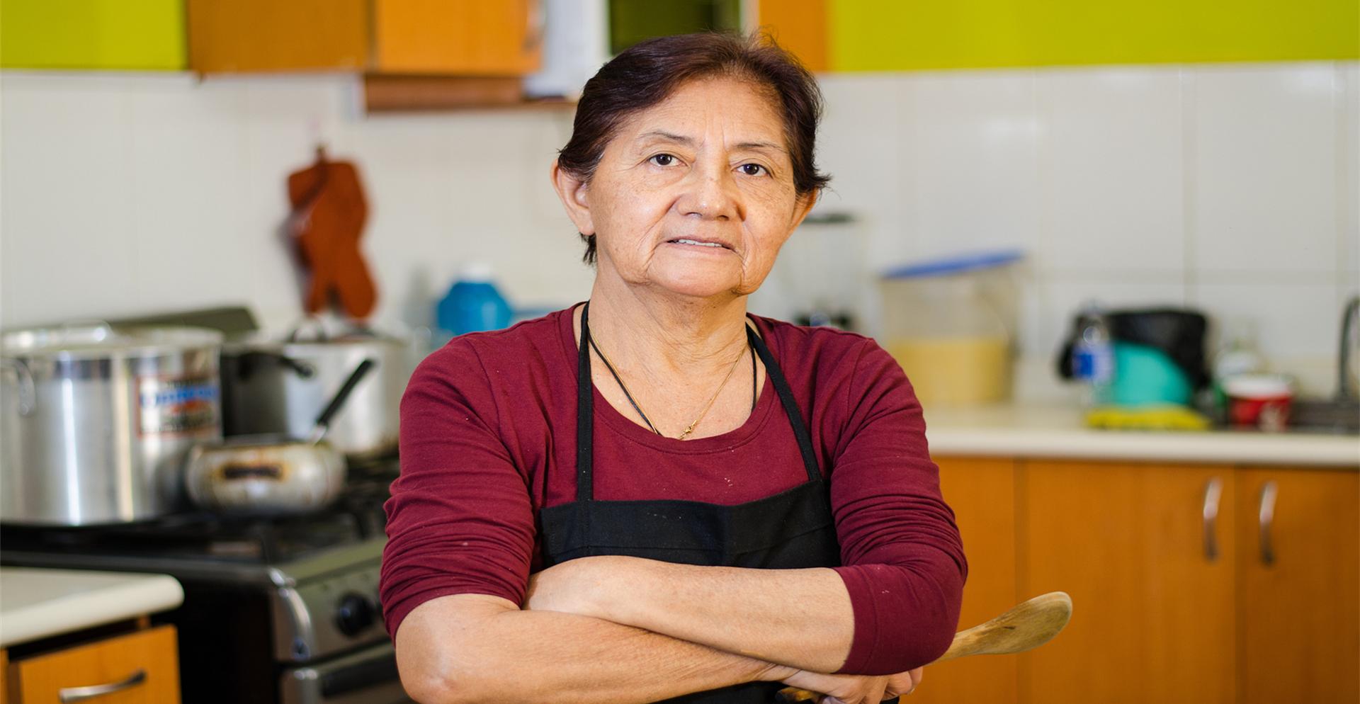 没有工作的老人怎么领退休金,有退休金和没有退休金老人的区别