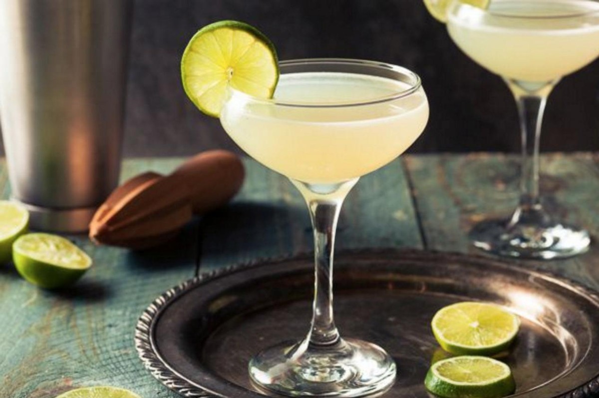 同为烈酒，传统白酒被年轻人抛弃？湖南小伙创业2年5亿备受青睐