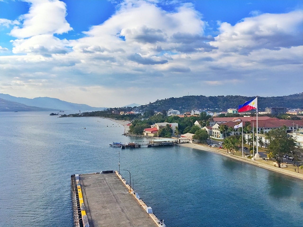 中美军事局势最紧张的时期,中美关系剑拔弩张