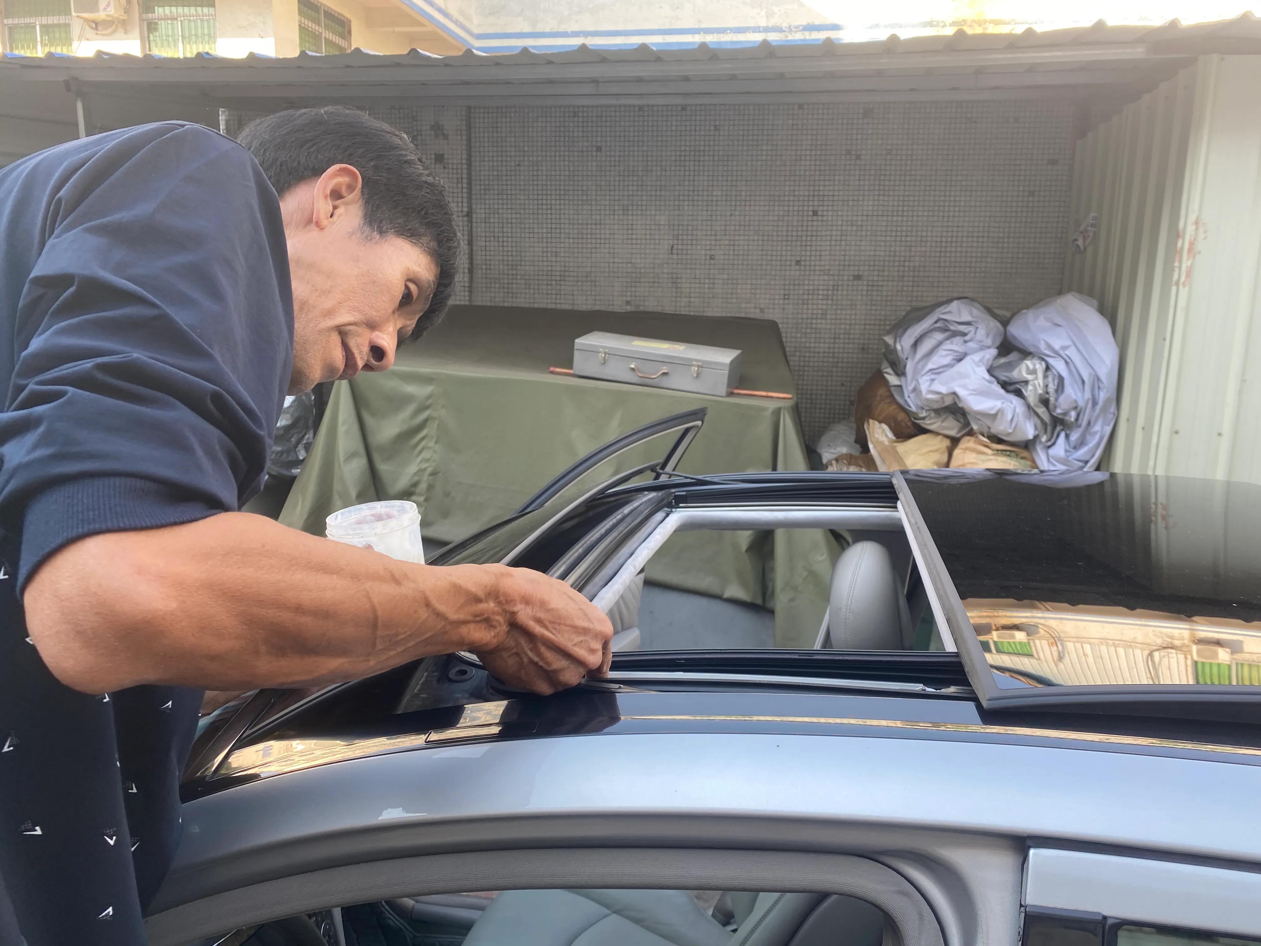 奔驰w211天窗打不开,奔驰w211天窗通病