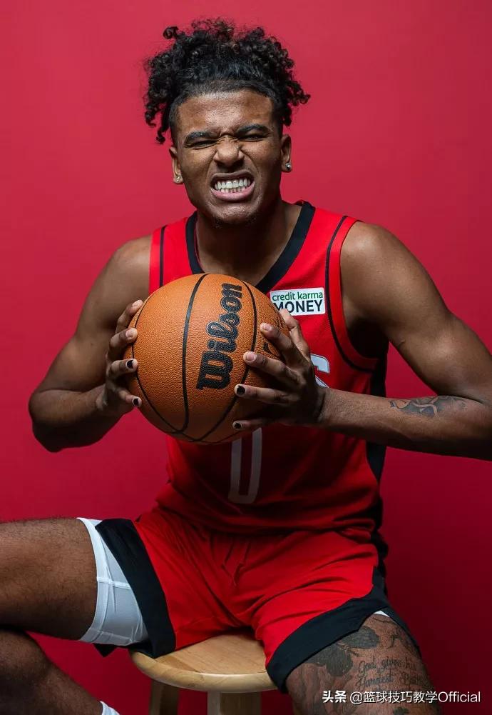 火箭双枪组合弗老大,圆脸登统治攻防火箭