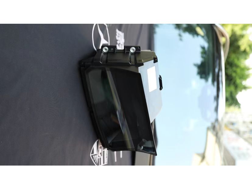 奔驰18款gls抬头显示,奔驰GLS抬头显示